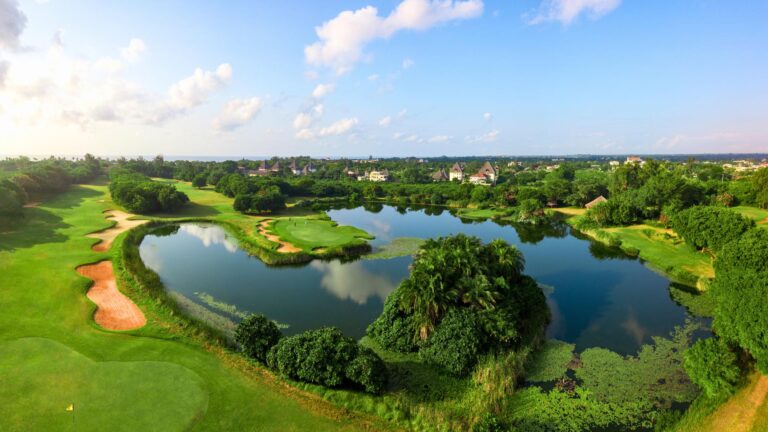 Diamonds Leisure Beach golf course