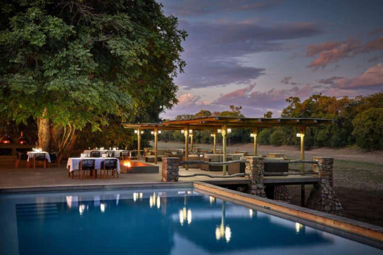 Mfuwe Lodge - South Luangwa - Zambia