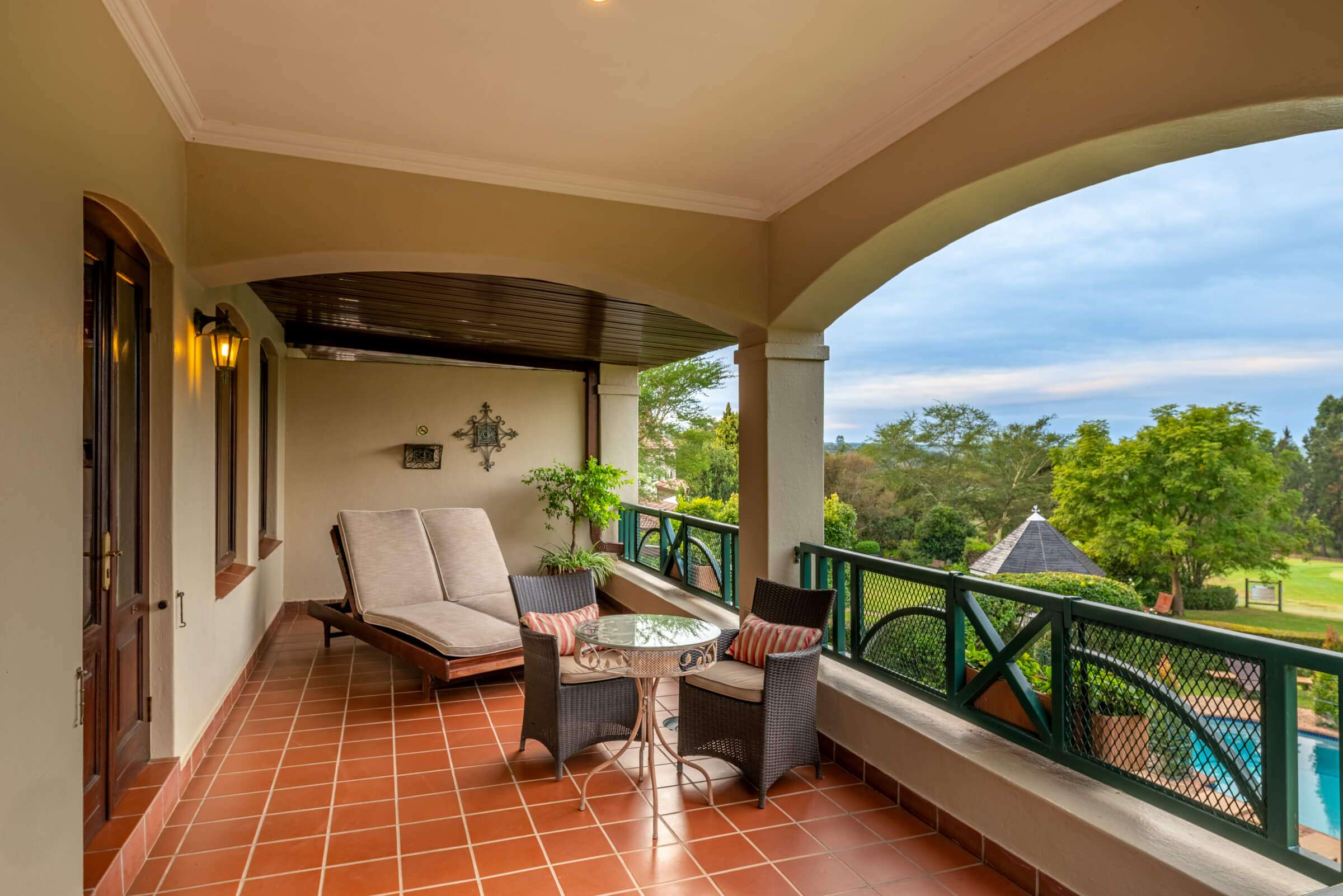 Olivers - White River Country Estate